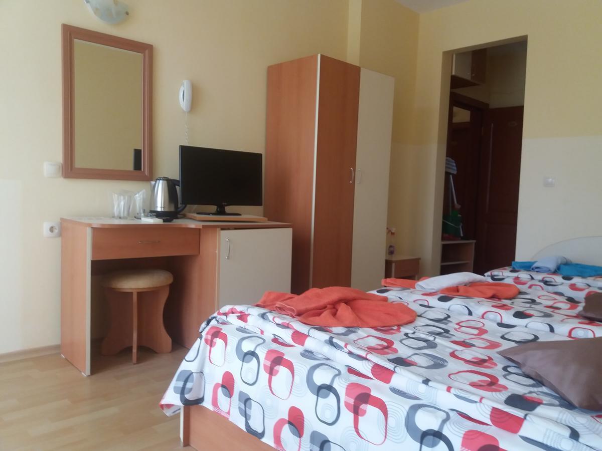 Hotel Sirena Primorszko Kültér fotó